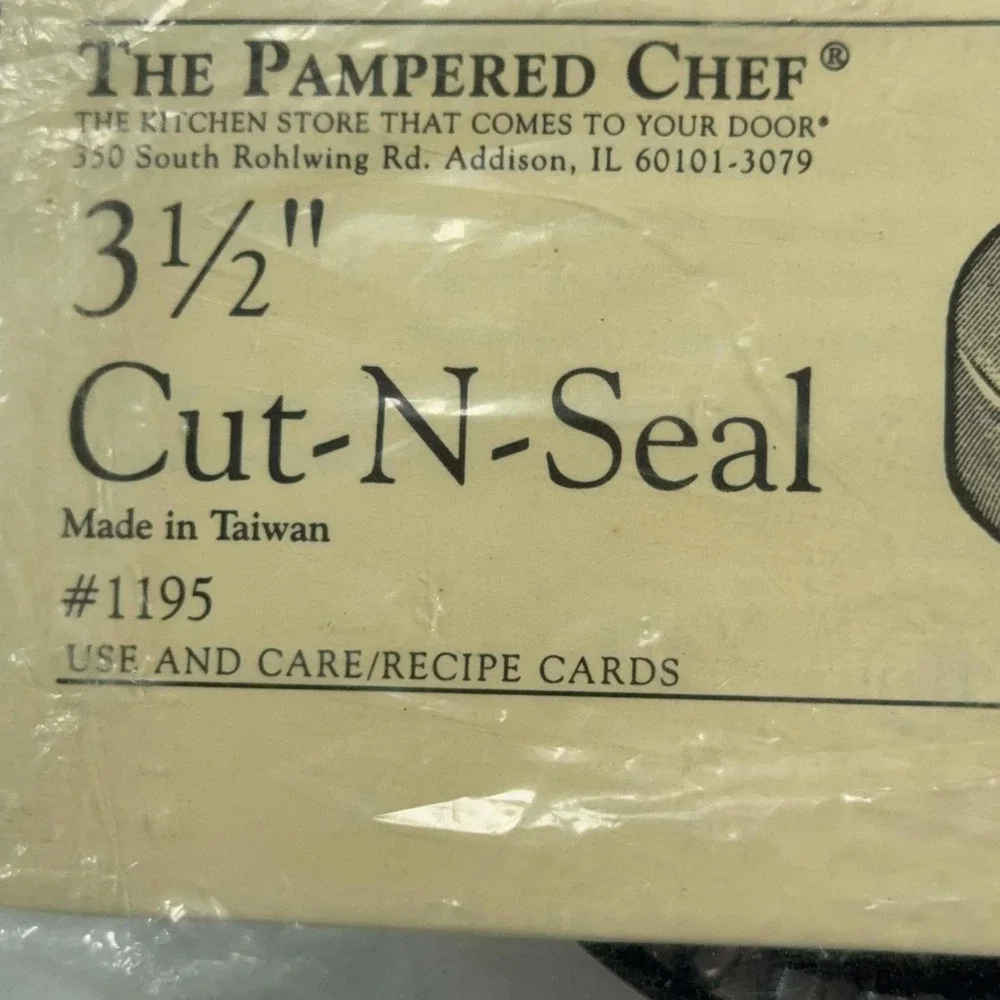 The Pampered Chef Cut-N-Seal 3.5